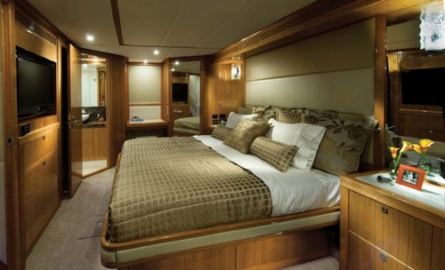 The Master State Room is characterised by space and the world’s finest quality fittings © Ross Eason